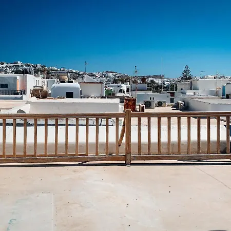 Mykonian Spirit Downtown Townhouse Apartment *