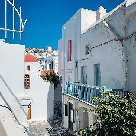 Mykonian Spirit Downtown Townhouse Apartment
